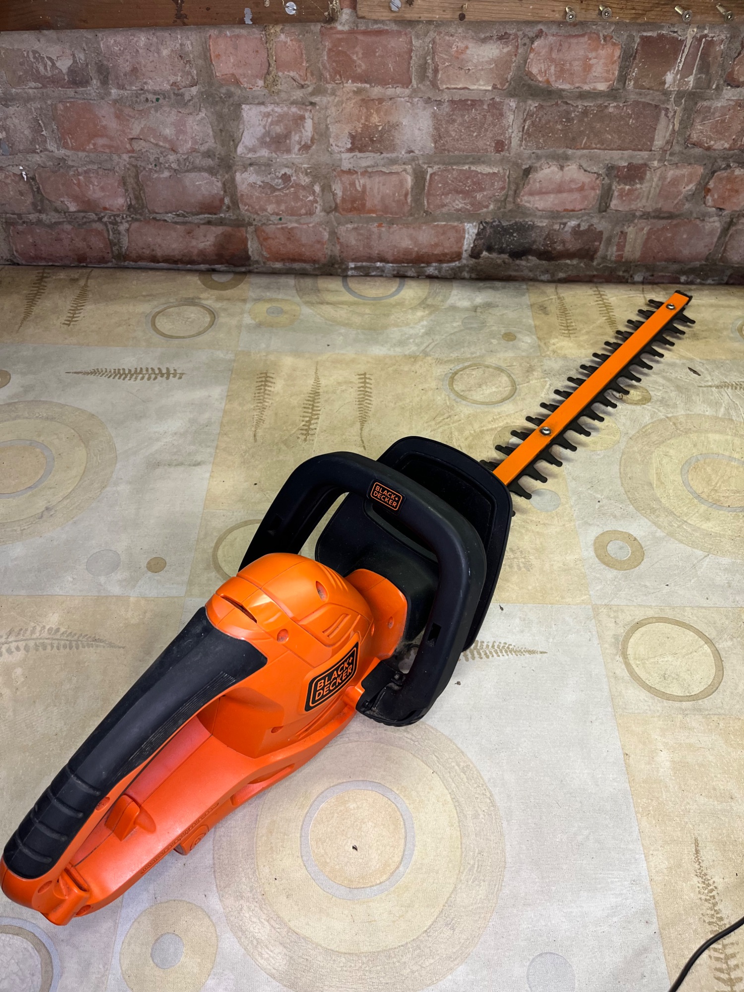 Taille haie black&decker 