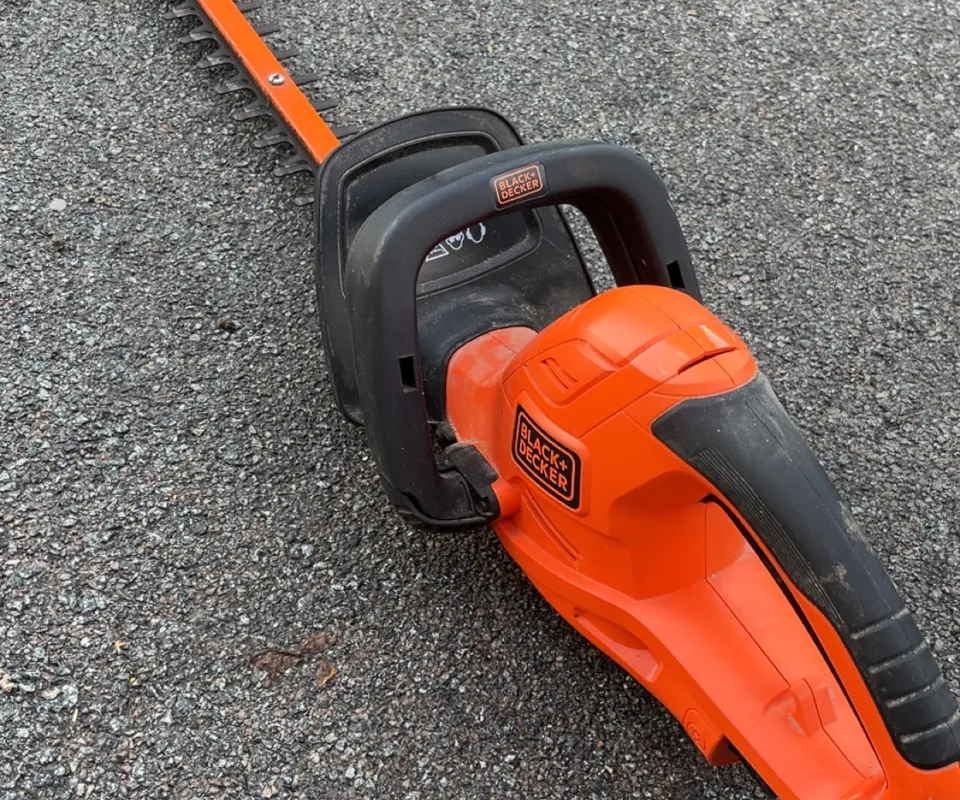 Taille haie électrique black & Decker 